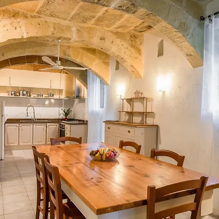 Rokon Holiday Farmhouse Ferienhaus *
