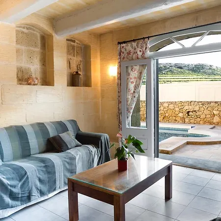 Rokon Holiday Farmhouse Ferienhaus San Lawrenz