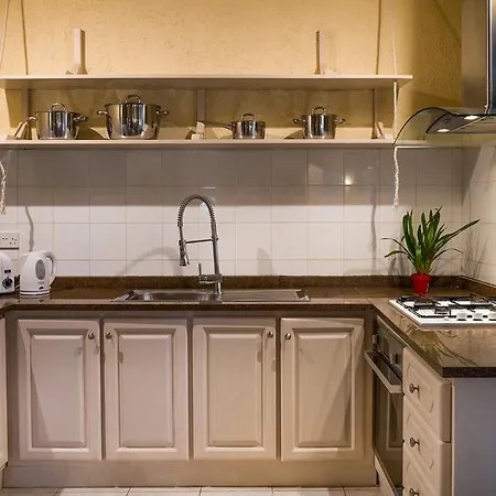 Rokon Holiday Farmhouse